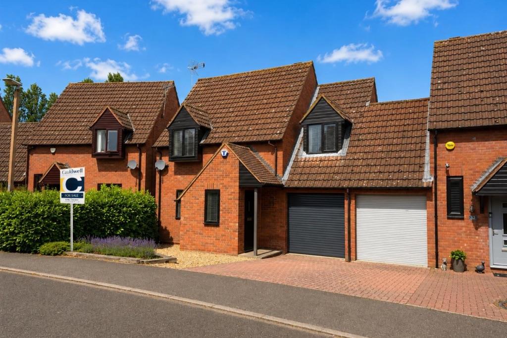 Massie Close, Willen Park, Milton Keynes